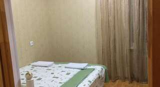 Гостиница Gostevoy Dom "Олимпийский"  Адлер Семейный номер с ванной комнатой-12